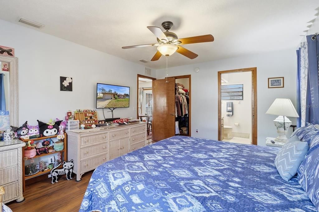 For Sale: $198,920 (2 beds, 2 baths, 1152 Square Feet)