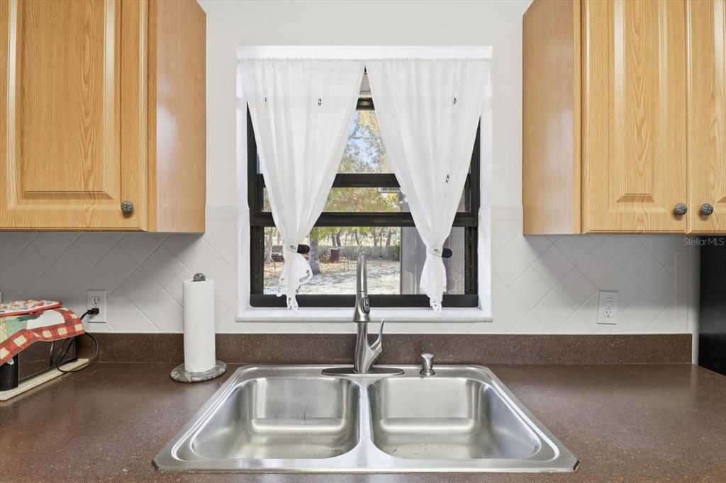 For Sale: $198,920 (2 beds, 2 baths, 1152 Square Feet)