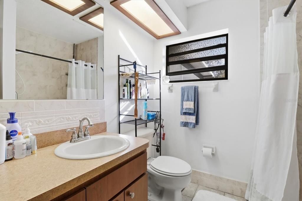 For Sale: $198,920 (2 beds, 2 baths, 1152 Square Feet)