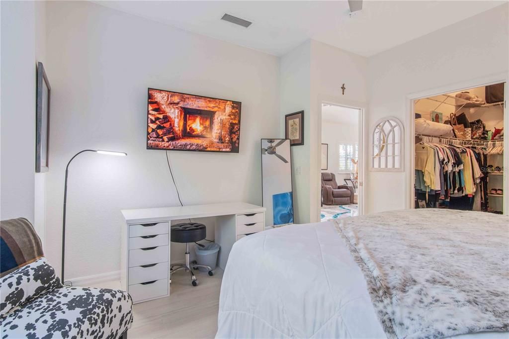 待售: $359,000 (2 贝兹, 2 浴室, 1437 平方英尺)