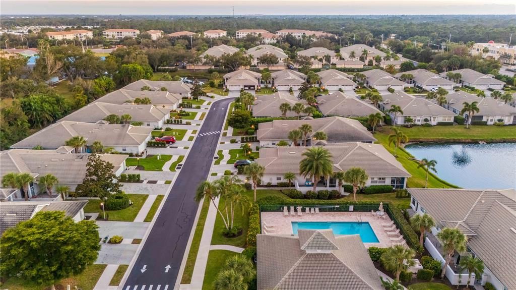 待售: $359,000 (2 贝兹, 2 浴室, 1437 平方英尺)