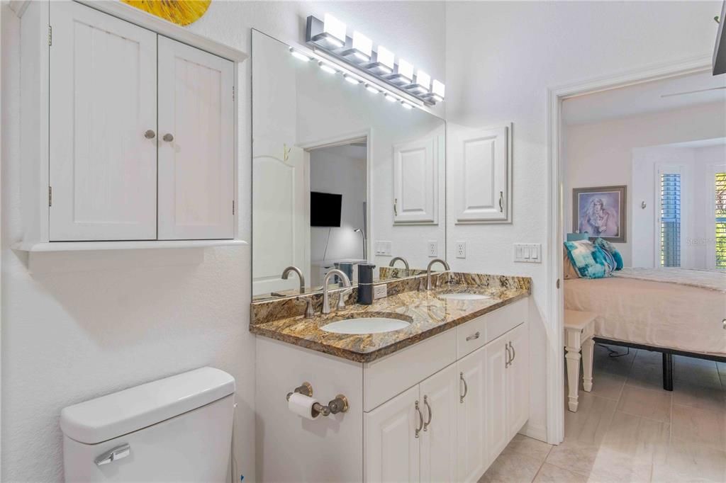 待售: $359,000 (2 贝兹, 2 浴室, 1437 平方英尺)