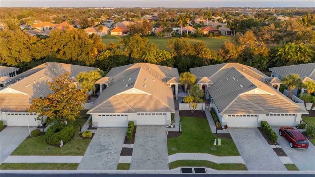 待售: $359,000 (2 贝兹, 2 浴室, 1437 平方英尺)