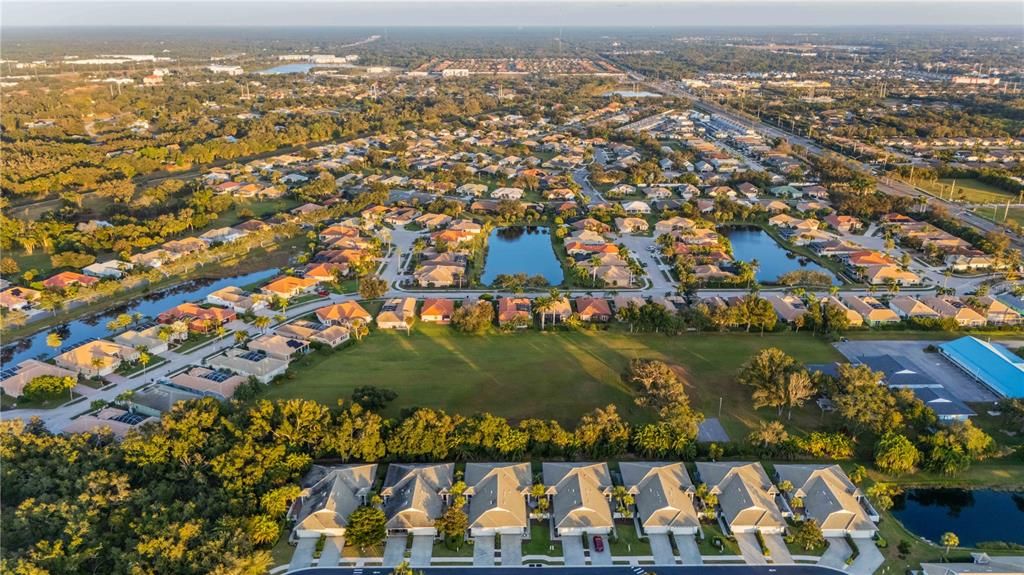 待售: $359,000 (2 贝兹, 2 浴室, 1437 平方英尺)