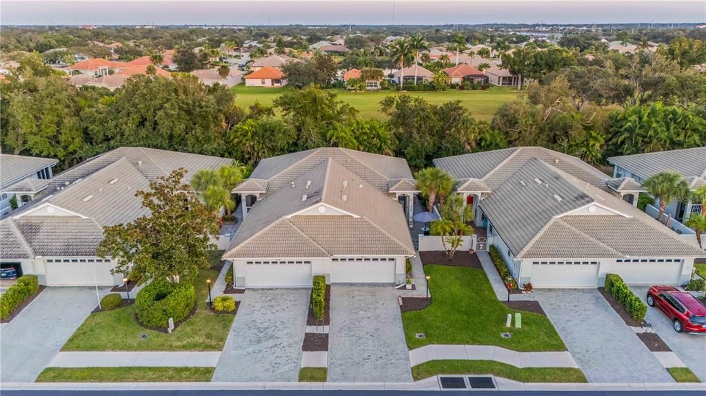 待售: $359,000 (2 贝兹, 2 浴室, 1437 平方英尺)