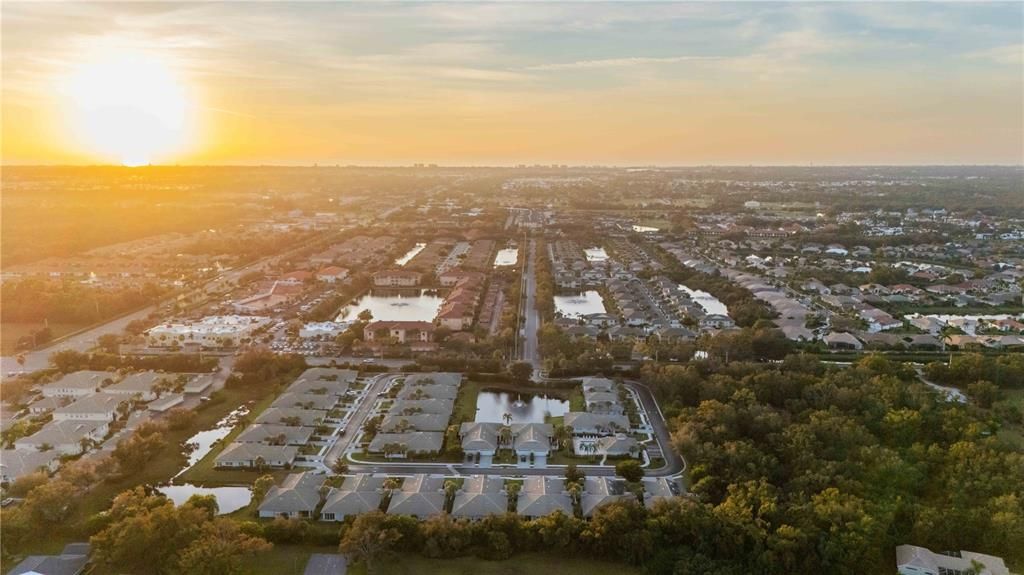 待售: $359,000 (2 贝兹, 2 浴室, 1437 平方英尺)