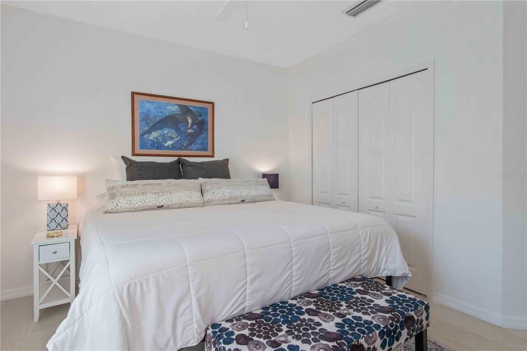 待售: $359,000 (2 贝兹, 2 浴室, 1437 平方英尺)