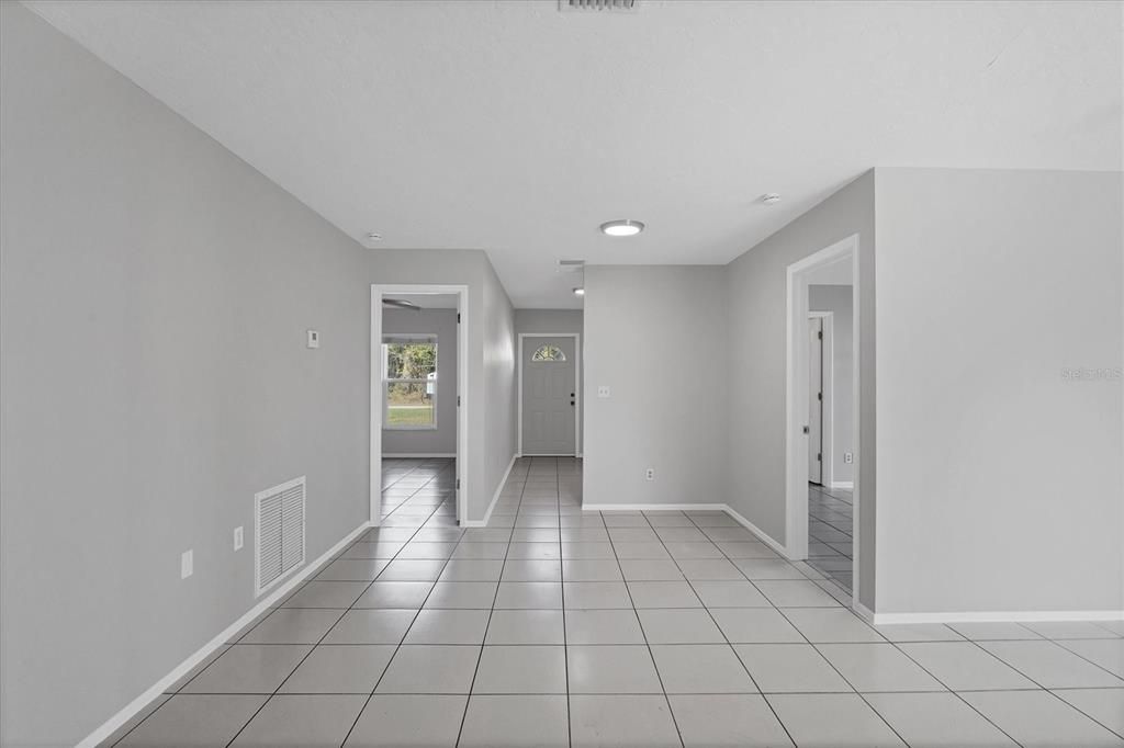 На продажу: $309,900 (4 спален, 0 ванн, 2016 Квадратных фут)