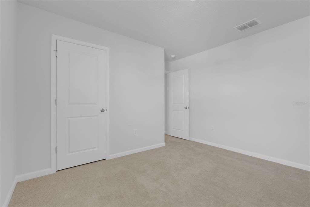 出租: $2,300 (4 贝兹, 2 浴室, 2232 平方英尺)