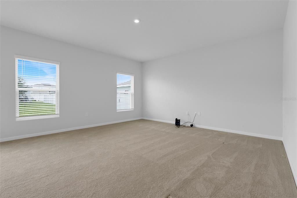 出租: $2,300 (4 贝兹, 2 浴室, 2232 平方英尺)