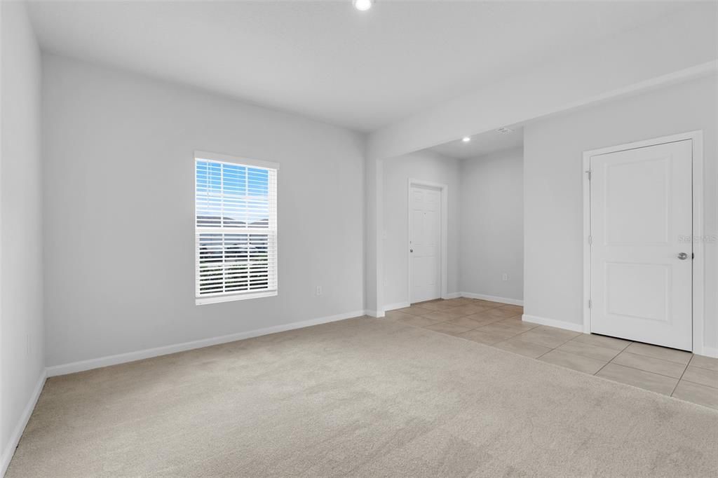 出租: $2,300 (4 贝兹, 2 浴室, 2232 平方英尺)