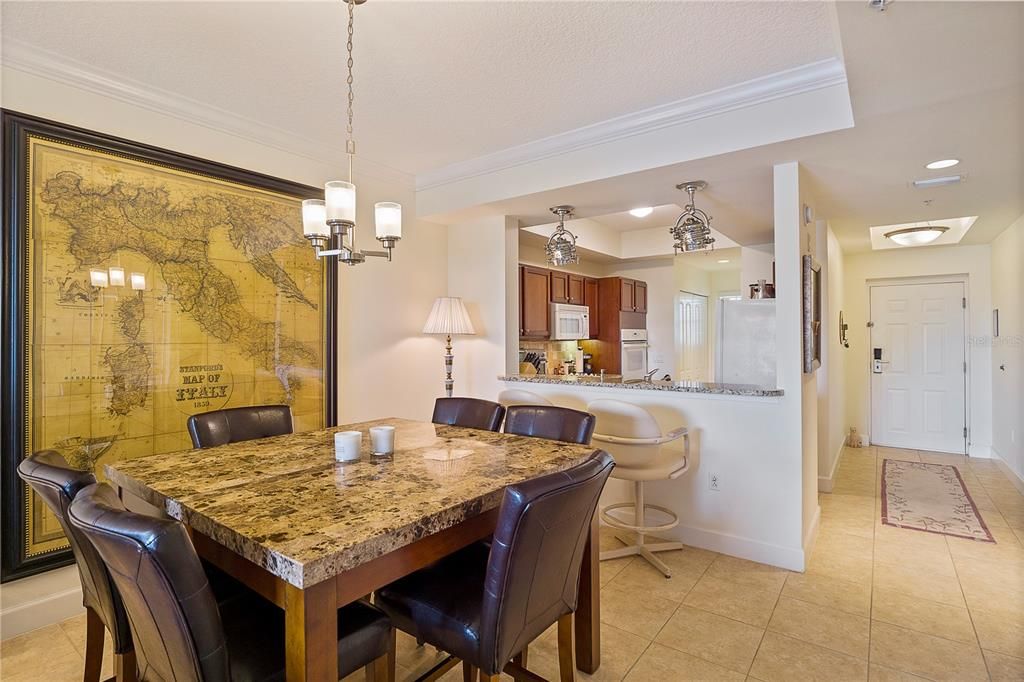 待售: $365,000 (2 贝兹, 2 浴室, 1351 平方英尺)