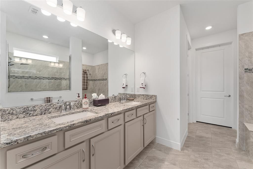 For Sale: $452,500 (3 beds, 2 baths, 2217 Square Feet)