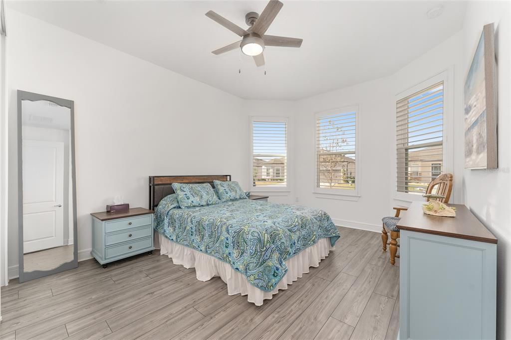 For Sale: $452,500 (3 beds, 2 baths, 2217 Square Feet)