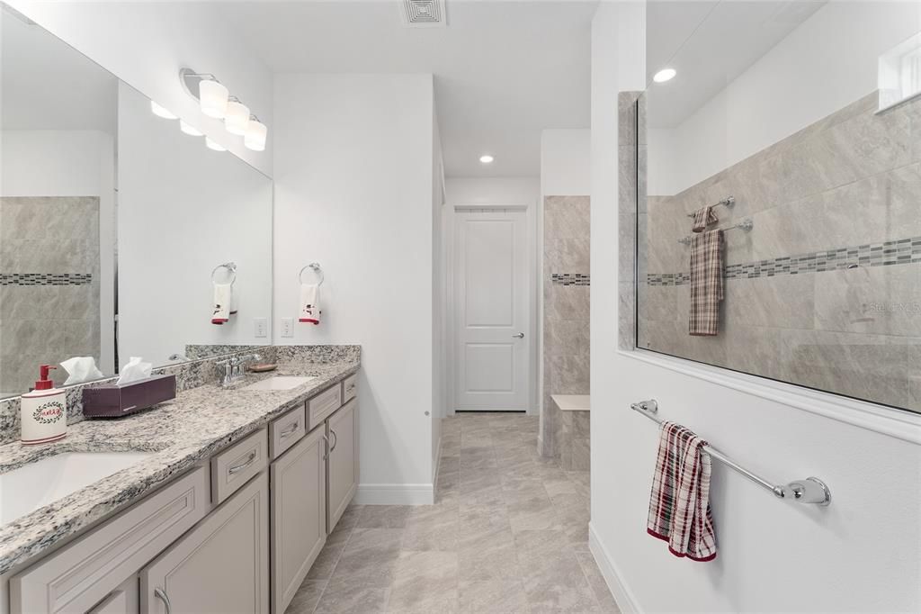 For Sale: $452,500 (3 beds, 2 baths, 2217 Square Feet)