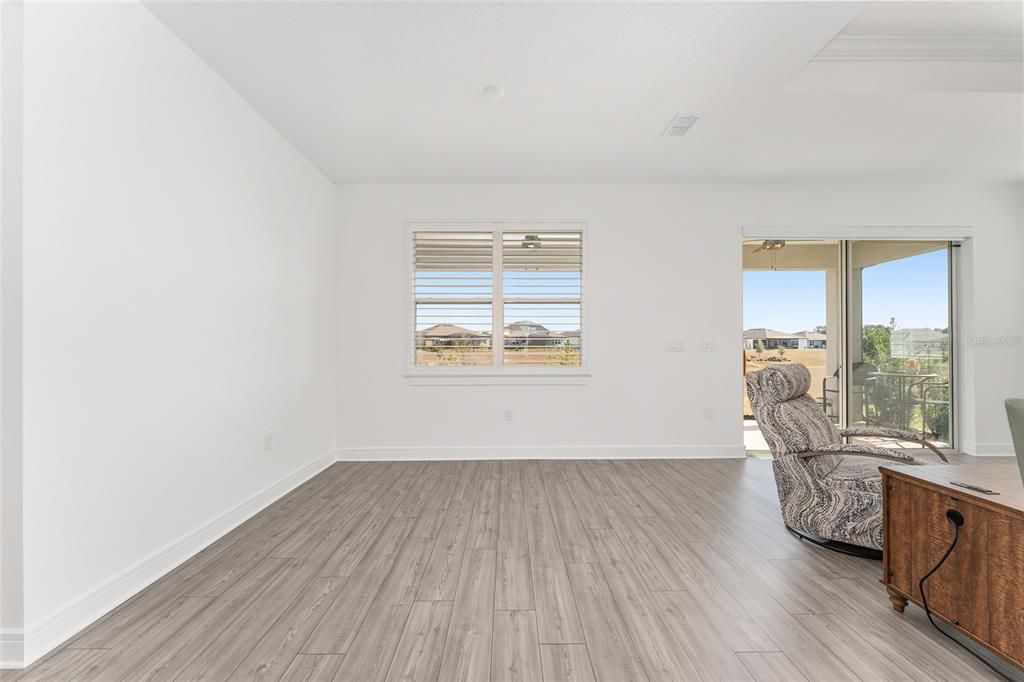 For Sale: $452,500 (3 beds, 2 baths, 2217 Square Feet)