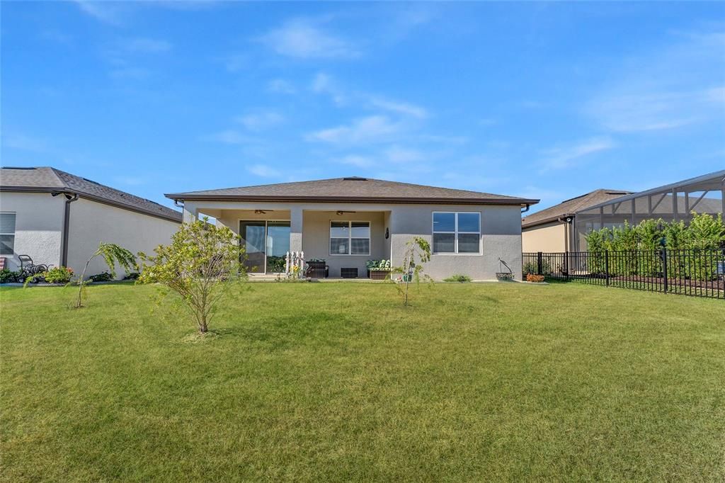 For Sale: $452,500 (3 beds, 2 baths, 2217 Square Feet)