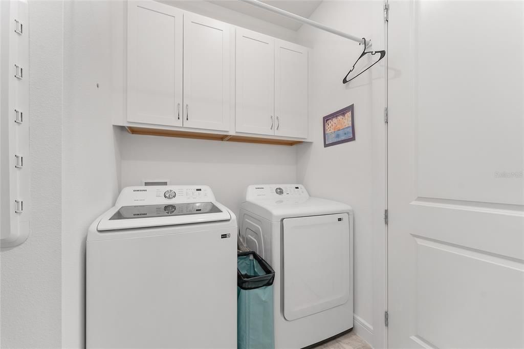 For Sale: $452,500 (3 beds, 2 baths, 2217 Square Feet)