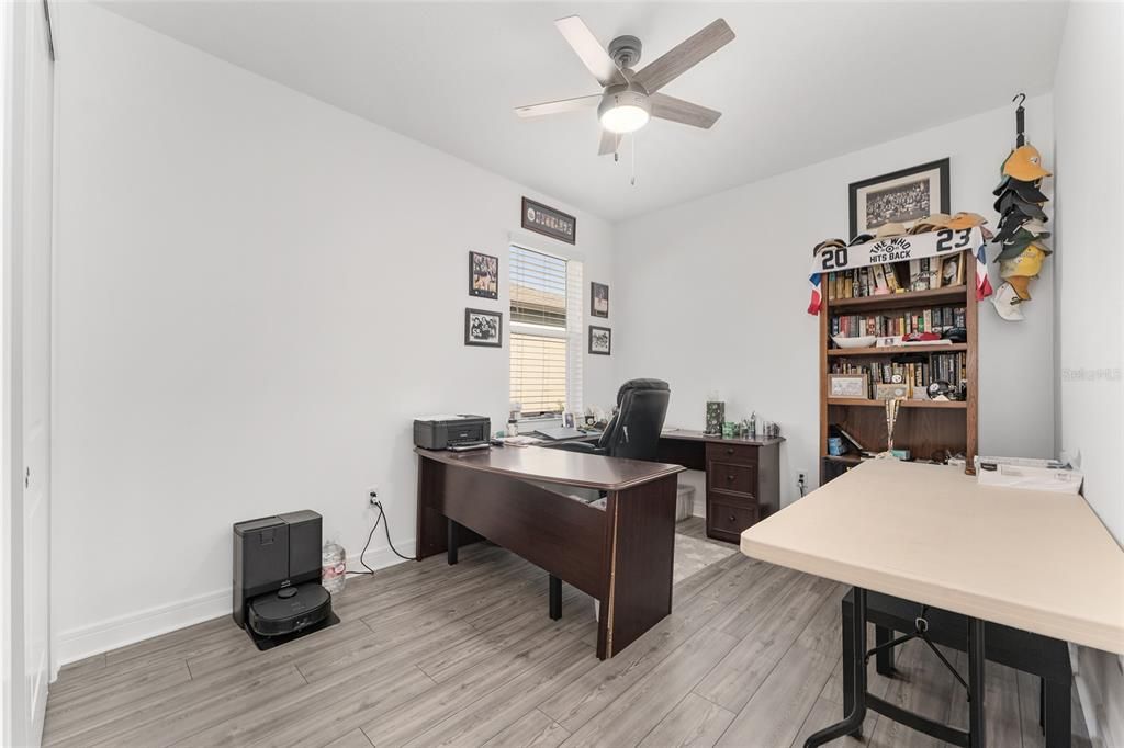 For Sale: $452,500 (3 beds, 2 baths, 2217 Square Feet)