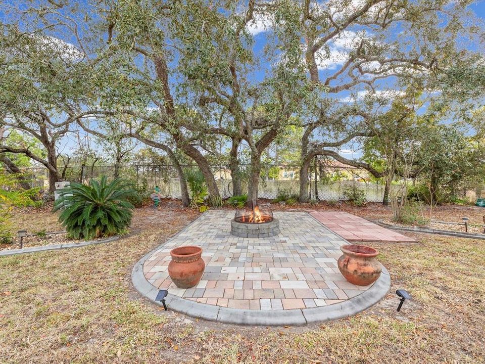 For Sale: $188,000 (2 beds, 2 baths, 1156 Square Feet)