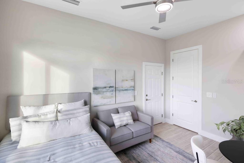 En Venta: $599,000 (4 camas, 3 baños, 1855 Pies cuadrados)