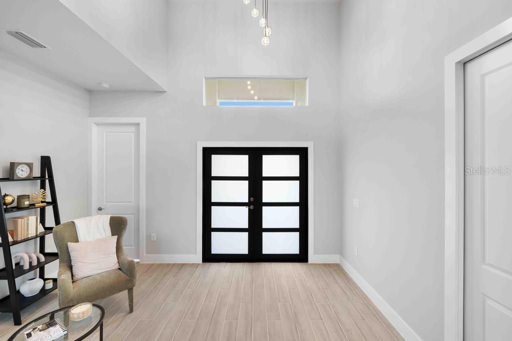 En Venta: $599,000 (4 camas, 3 baños, 1855 Pies cuadrados)