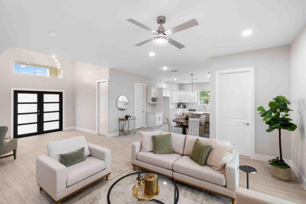 En Venta: $599,000 (4 camas, 3 baños, 1855 Pies cuadrados)