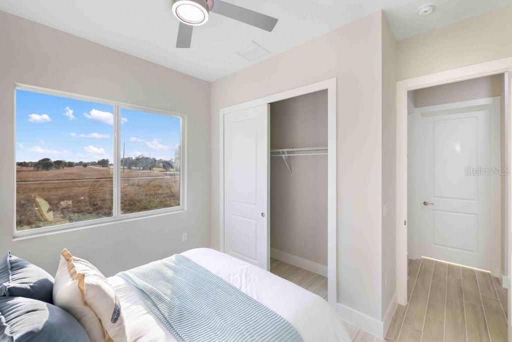 En Venta: $599,000 (4 camas, 3 baños, 1855 Pies cuadrados)