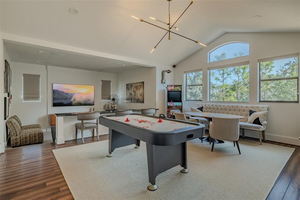 Activo con contrato: $1,695,000 (5 camas, 5 baños, 4760 Pies cuadrados)