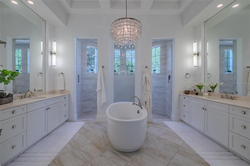 Activo con contrato: $1,695,000 (5 camas, 5 baños, 4760 Pies cuadrados)