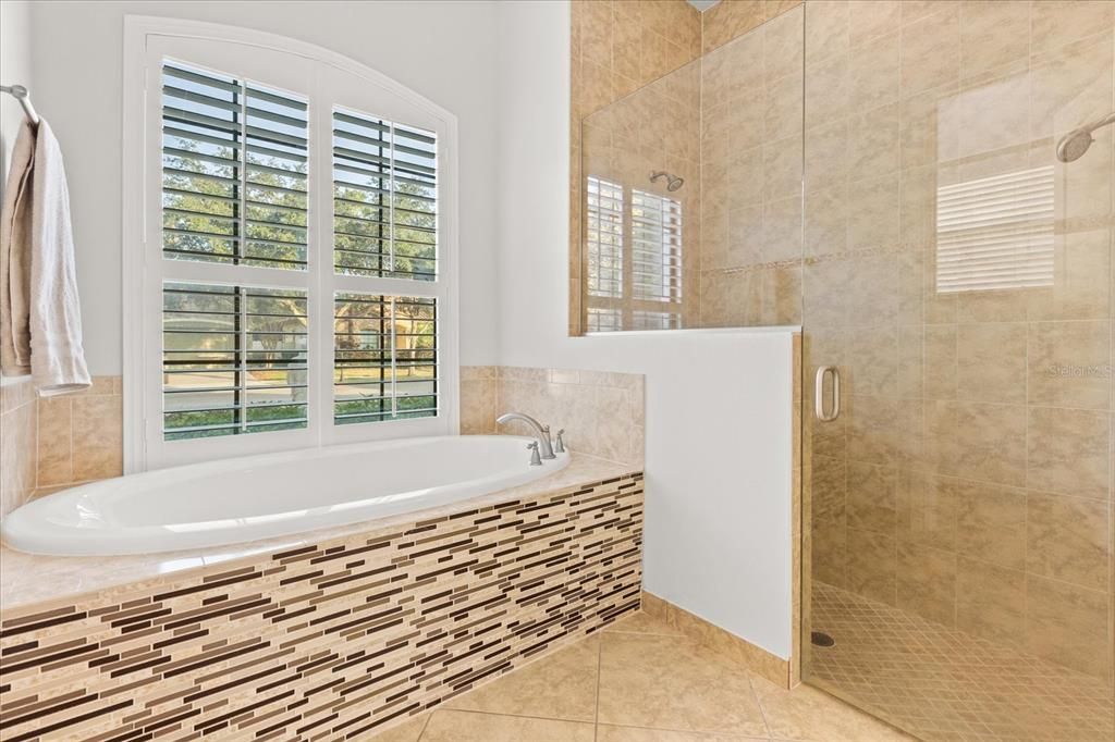 For Sale: $874,900 (4 beds, 4 baths, 3142 Square Feet)