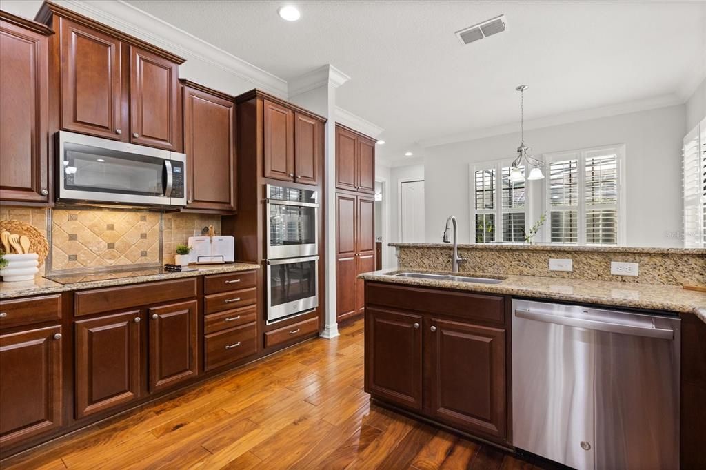 For Sale: $874,900 (4 beds, 4 baths, 3142 Square Feet)