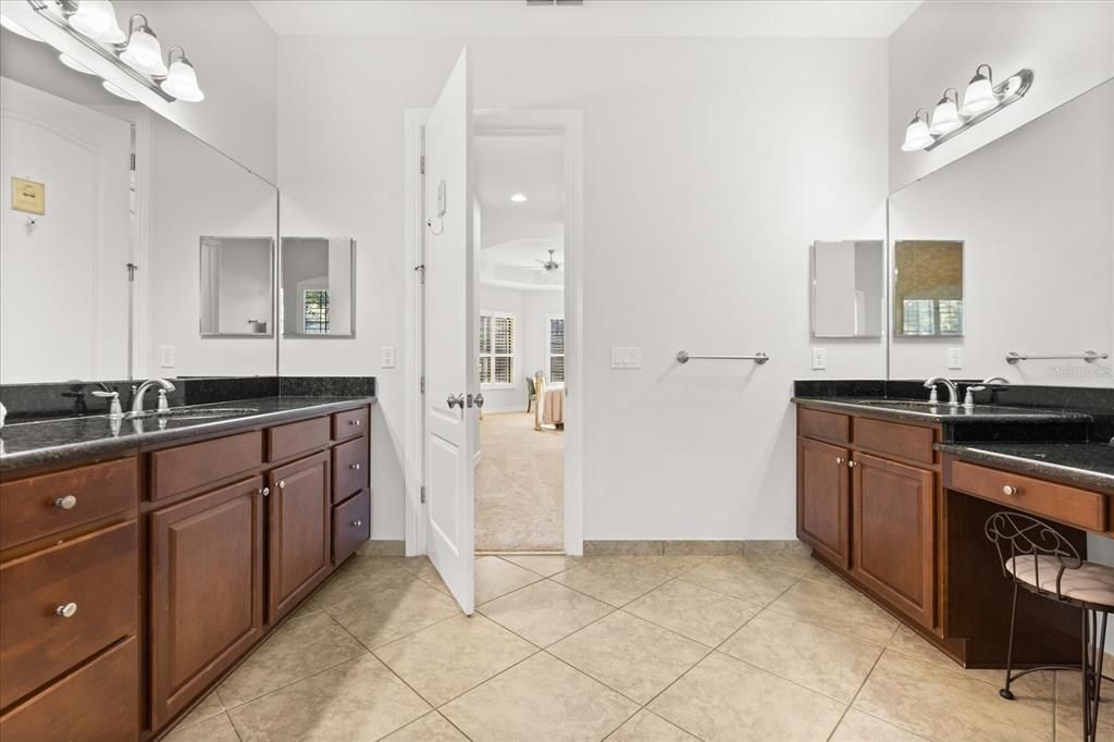 For Sale: $874,900 (4 beds, 4 baths, 3142 Square Feet)