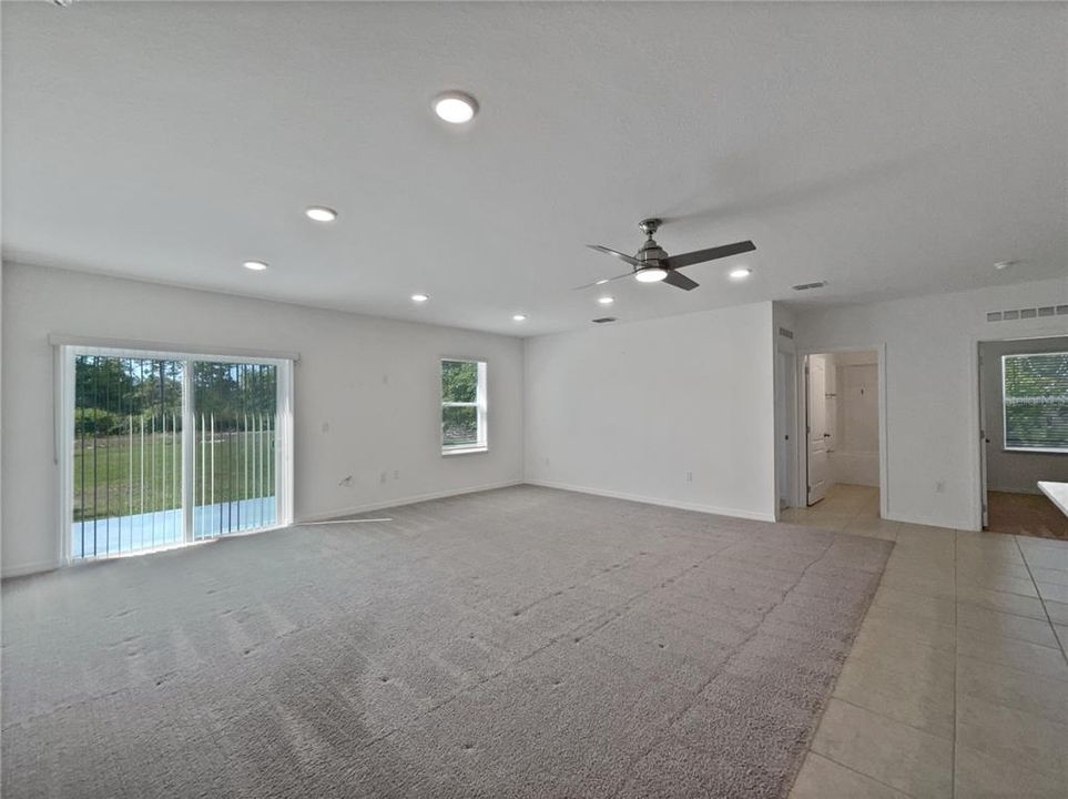 For Sale: $317,000 (4 beds, 2 baths, 2039 Square Feet)