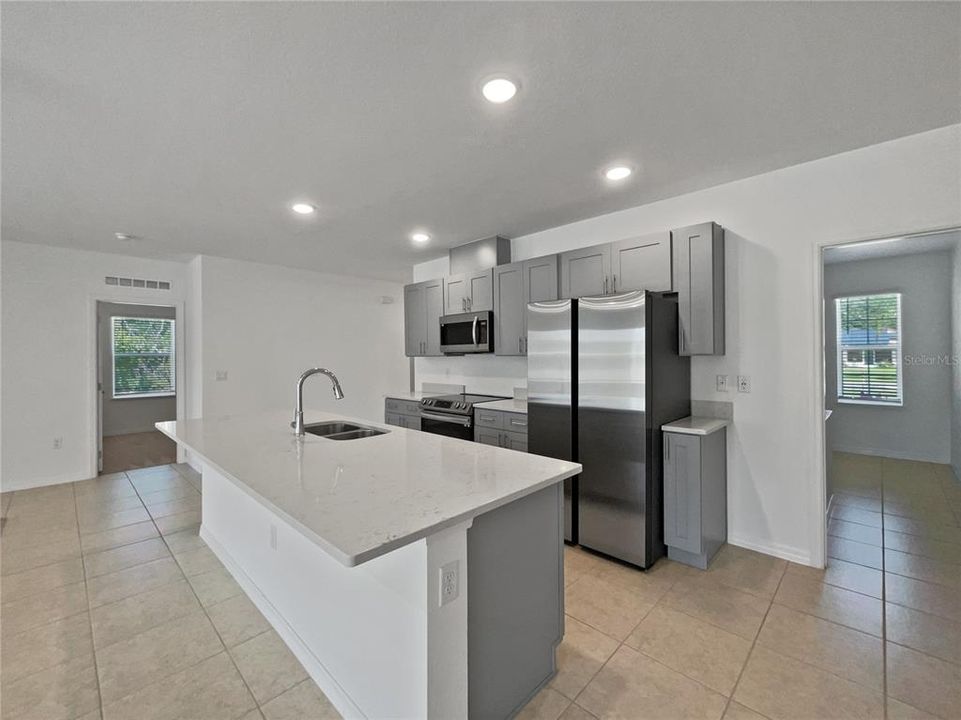 For Sale: $317,000 (4 beds, 2 baths, 2039 Square Feet)