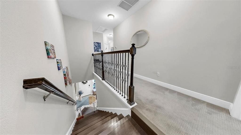 For Rent: $2,300 (3 beds, 2 baths, 1908 Square Feet)