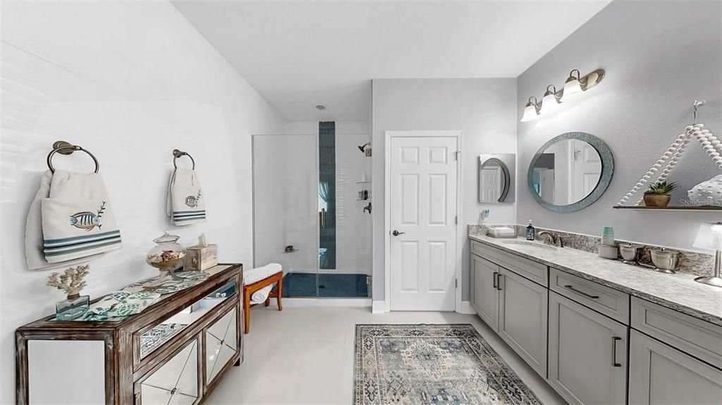 For Rent: $2,300 (3 beds, 2 baths, 1908 Square Feet)