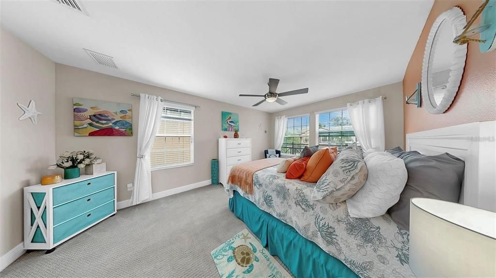 For Rent: $2,300 (3 beds, 2 baths, 1908 Square Feet)