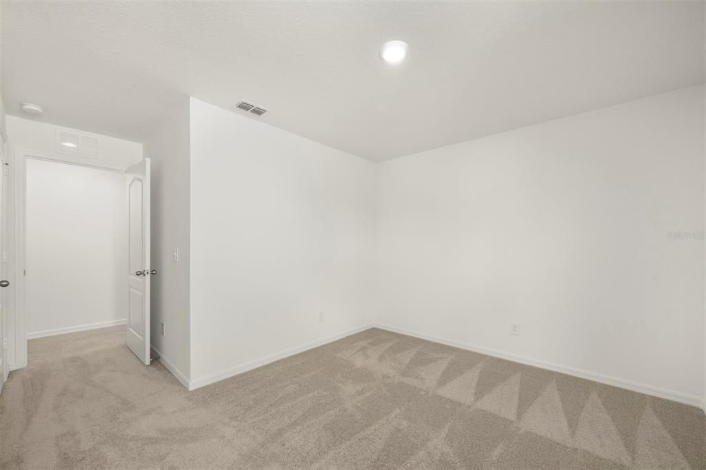 For Sale: $267,900 (3 beds, 2 baths, 1817 Square Feet)