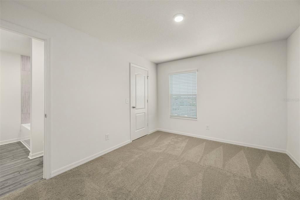 For Sale: $267,900 (3 beds, 2 baths, 1817 Square Feet)