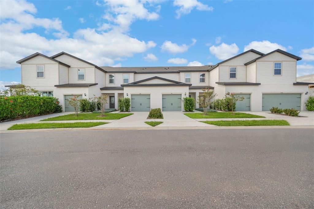 For Sale: $267,900 (3 beds, 2 baths, 1817 Square Feet)