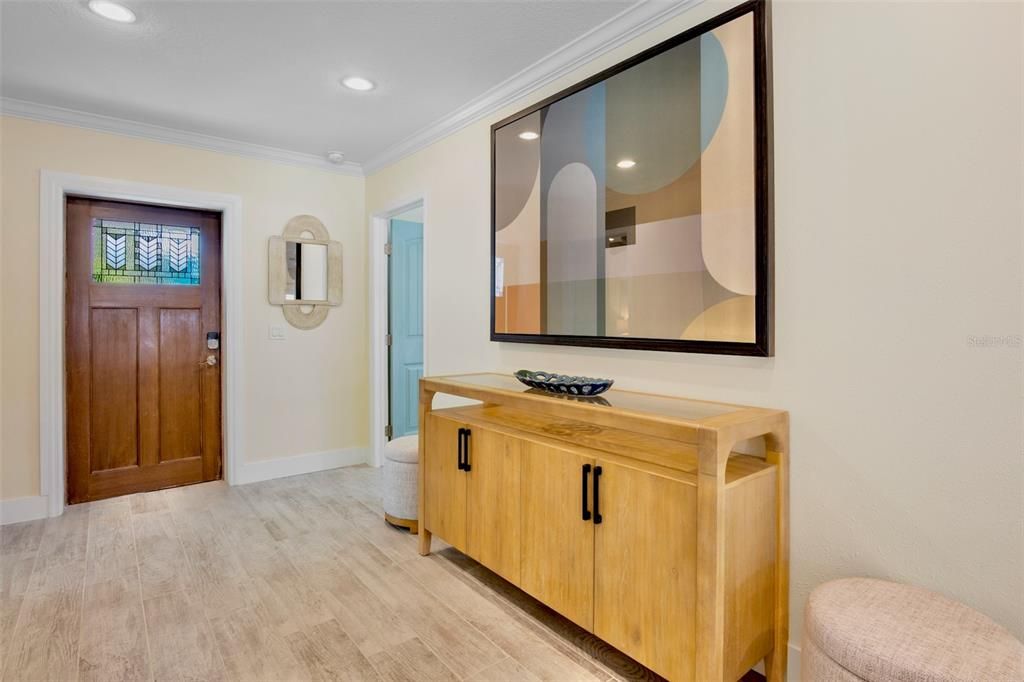 For Sale: $1,750,000 (2 beds, 2 baths, 1109 Square Feet)