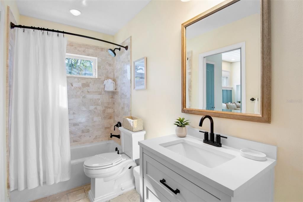 For Sale: $1,750,000 (2 beds, 2 baths, 1109 Square Feet)