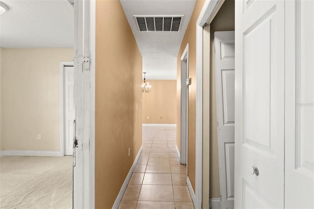 На продажу: $200,000 (3 спален, 2 ванн, 1276 Квадратных фут)