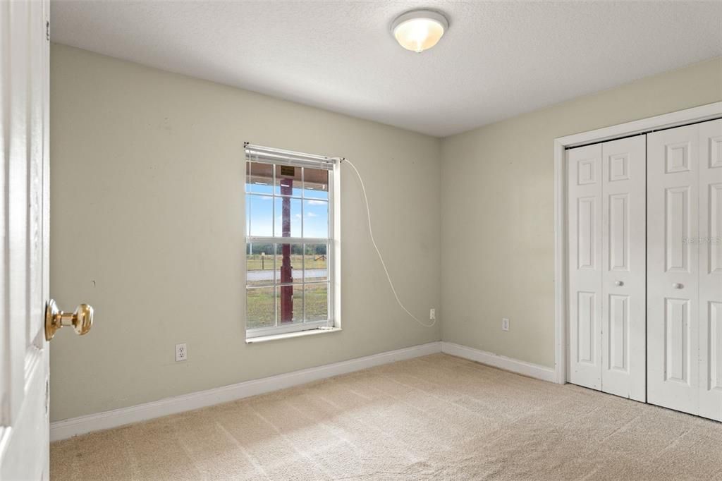 На продажу: $200,000 (3 спален, 2 ванн, 1276 Квадратных фут)