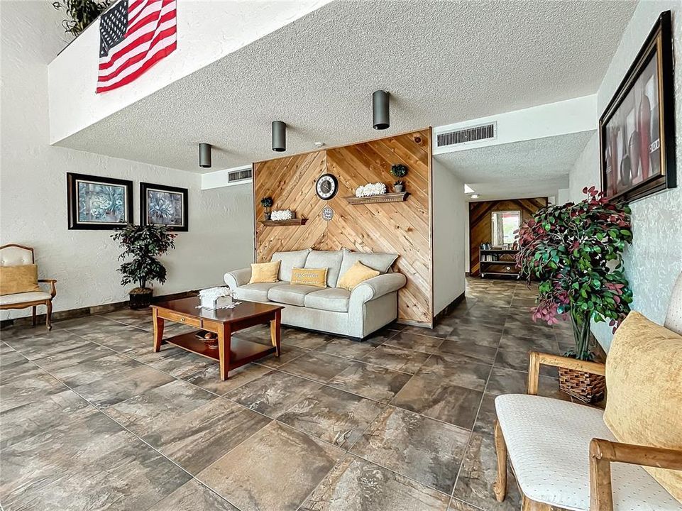 待售: $149,900 (3 贝兹, 2 浴室, 1385 平方英尺)