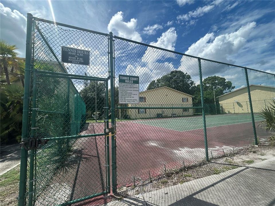 В аренду: $1,799 (3 спален, 2 ванн, 1588 Квадратных фут)