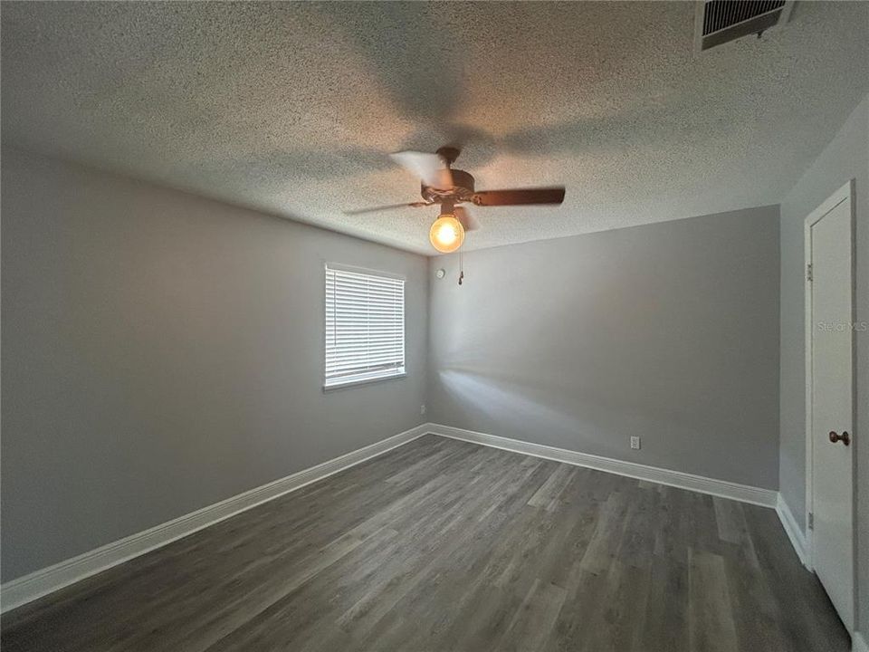 В аренду: $1,799 (3 спален, 2 ванн, 1588 Квадратных фут)