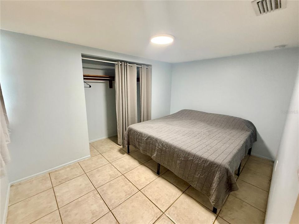 For Rent: $1,600 (2 beds, 1 baths, 800 Square Feet)