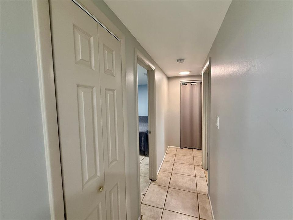 For Rent: $1,600 (2 beds, 1 baths, 800 Square Feet)